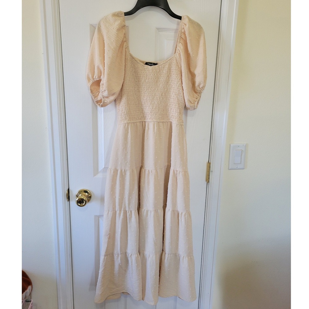 Fashion Swiss Dot Smocked Tiered Midi Dress Ivory Puff Sleeve Square Neck Small